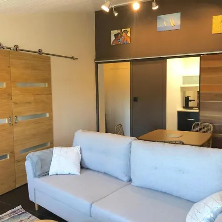 Guestready - Humble Abode Overlooking Royal Gate شقة لا روشيل