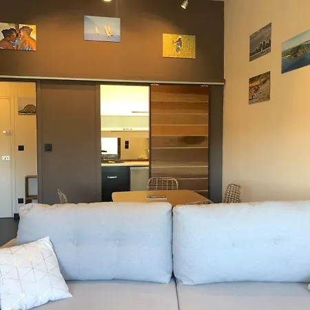 Guestready - Humble Abode Overlooking Royal Gate * لا روشيل